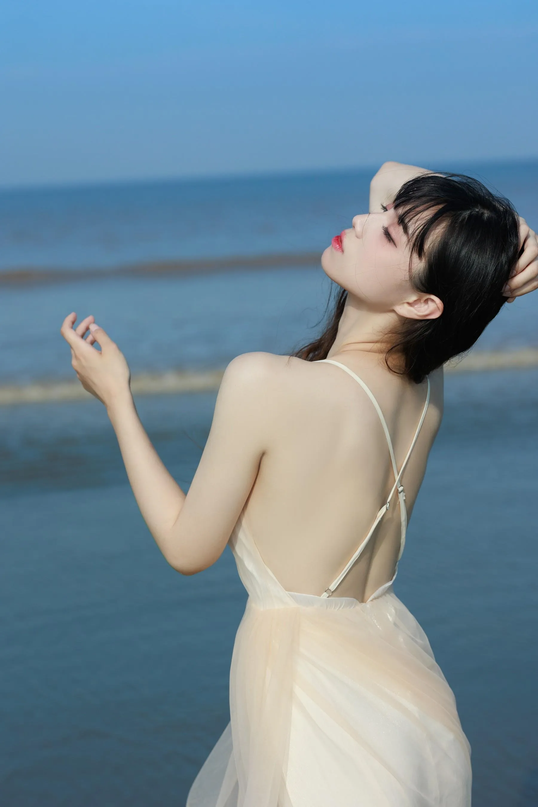 [艺图语] 2022.06.23 听海 贰加六 [36P]插图
